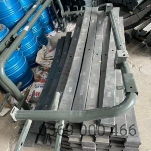 Giá bắt badsoc Howo 371 mã AZ9725931001